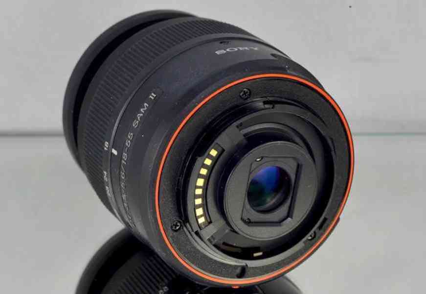 SONY DT 18-55mm 1:3.5-5.6 SAM II *APS-C *A-mount* - foto 5