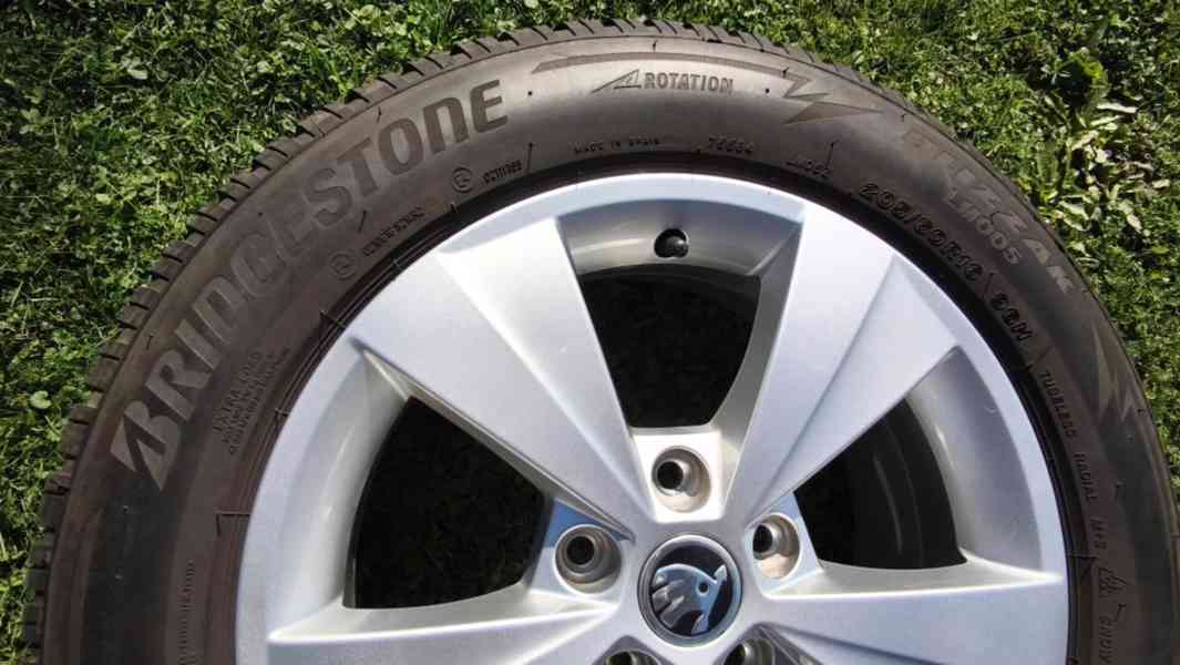 Zánov.zimní sada orig.Alu kol ŠKODA pneu 205/60/16 96H TOP! - foto 5
