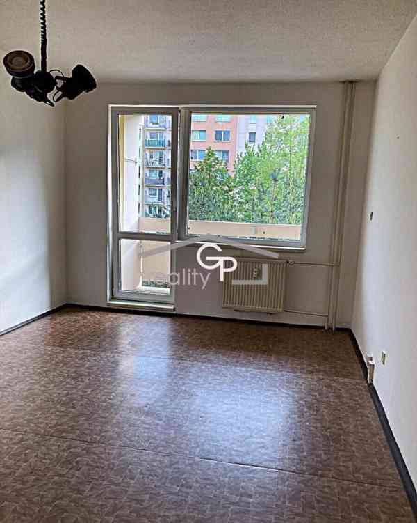 Pronájem 2+1 s lod., ul. M. Horákové, Č. Budějovice - foto 3
