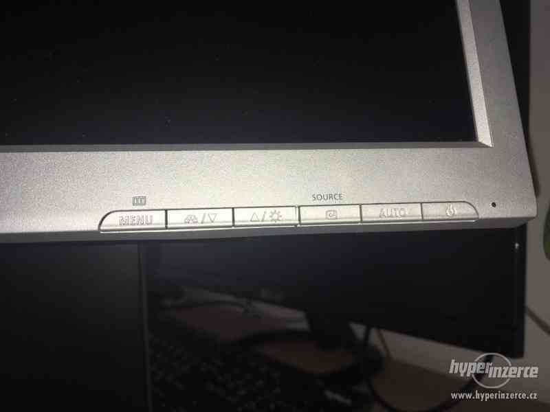 Monitor Samsung SyncMaster 710T - foto 6