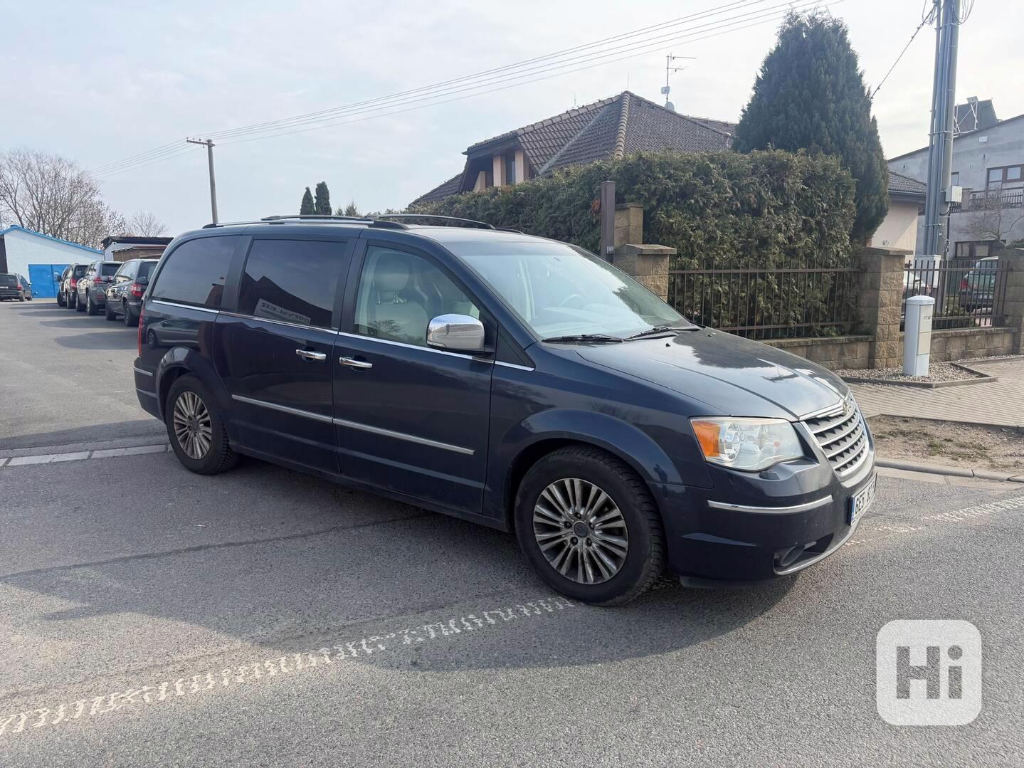  Chrysler Grand Voyager 3,8 V6 LPG Limited 2008 - foto 1