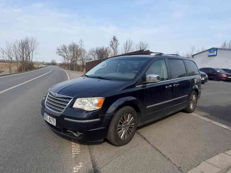  Chrysler Grand Voyager 3,8 V6 LPG Limited 2008 - foto 2