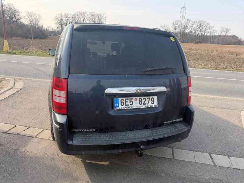  Chrysler Grand Voyager 3,8 V6 LPG Limited 2008 - foto 5