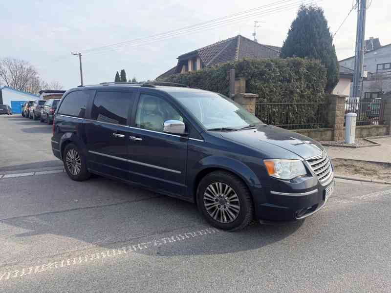  Chrysler Grand Voyager 3,8 V6 LPG Limited 2008 - foto 1
