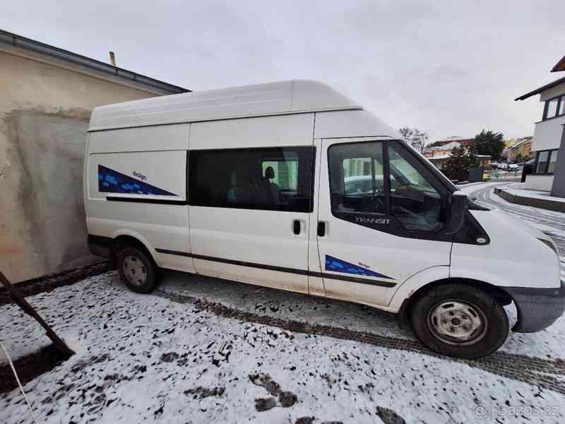 Ford Transit 92kW, 6 míst, rok 2014 - foto 3