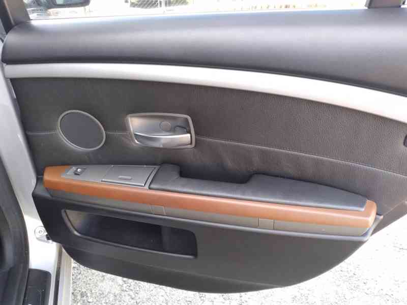 BMW 730d 160kW - foto 38