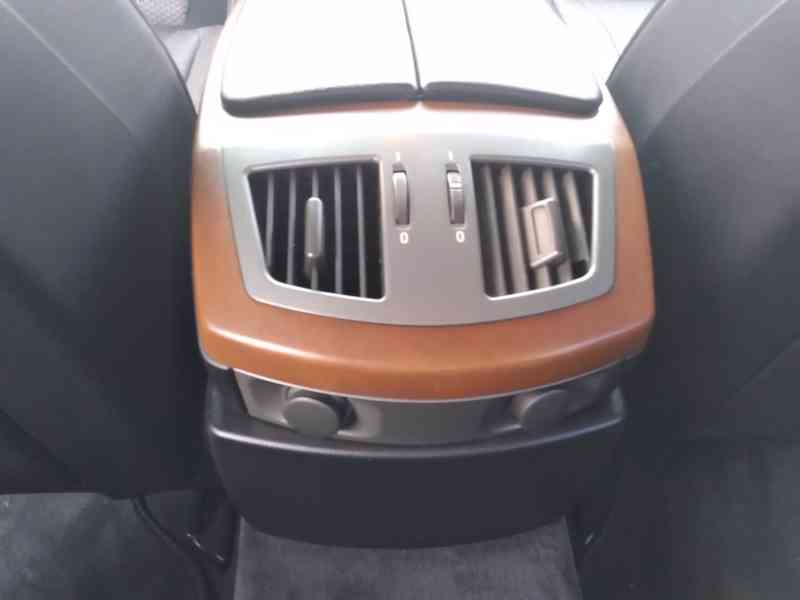 BMW 730d 160kW - foto 25