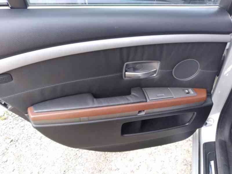 BMW 730d 160kW - foto 37
