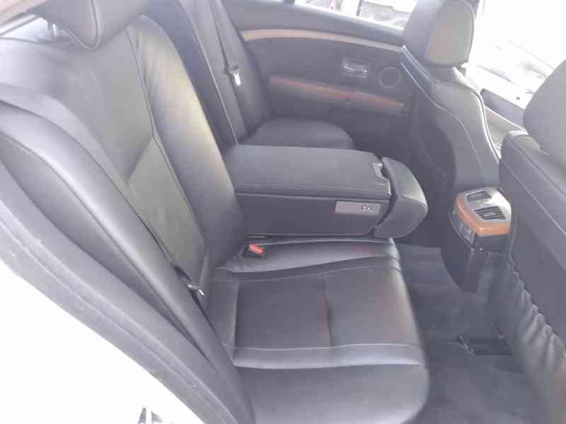 BMW 730d 160kW - foto 16