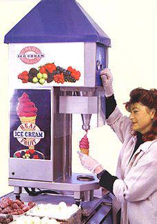 Zmrzlinový stroj na výrobu točené zmrzliny s ovocem - foto 6