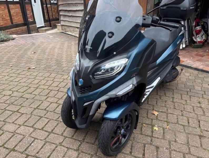 Piaggio MP3  530 HPE Exclusive CVT Euro 5 2022 - foto 5