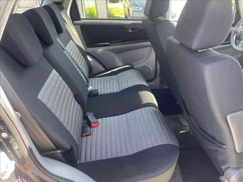 Suzuki SX4 1,6 VVTi 4x4 VÝBORNÝ STAV - foto 9