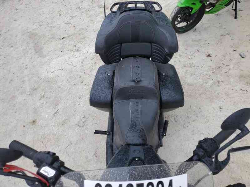 IndianRoadmaster Dark Horse - foto 4