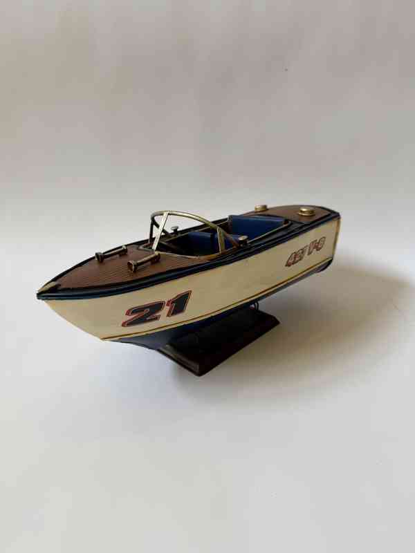 Motorový člun - kovový model 32 cm - foto 3