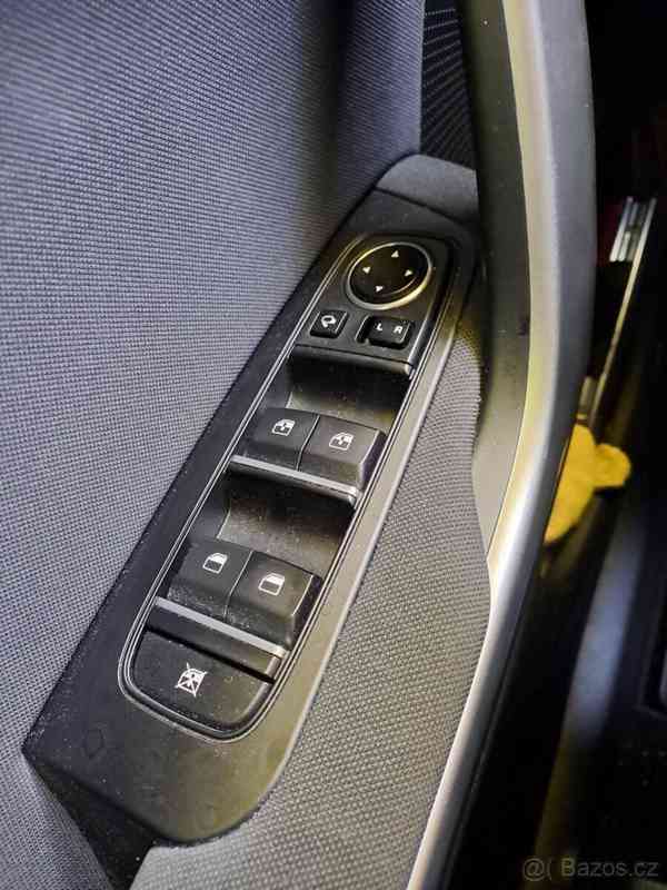 Kia Ceed SW 1,5   verze TOP, motor (118 kW) - foto 5