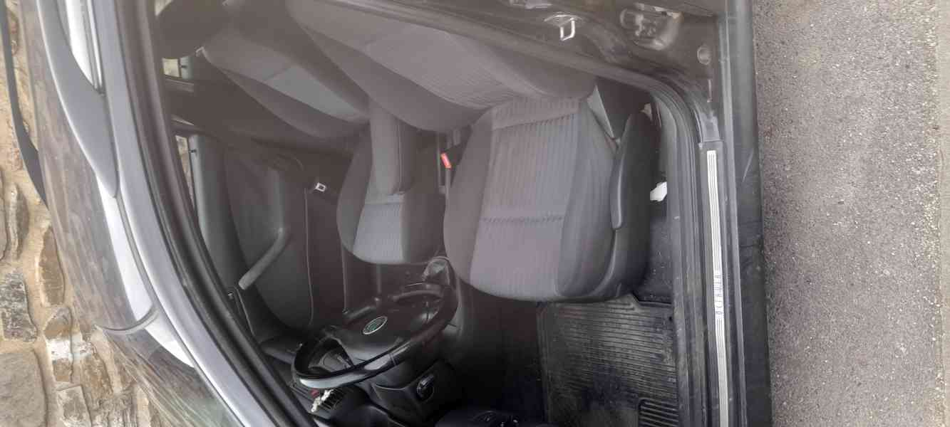 Škoda Octavia kombi 1.9 TDi 66 kW - foto 7