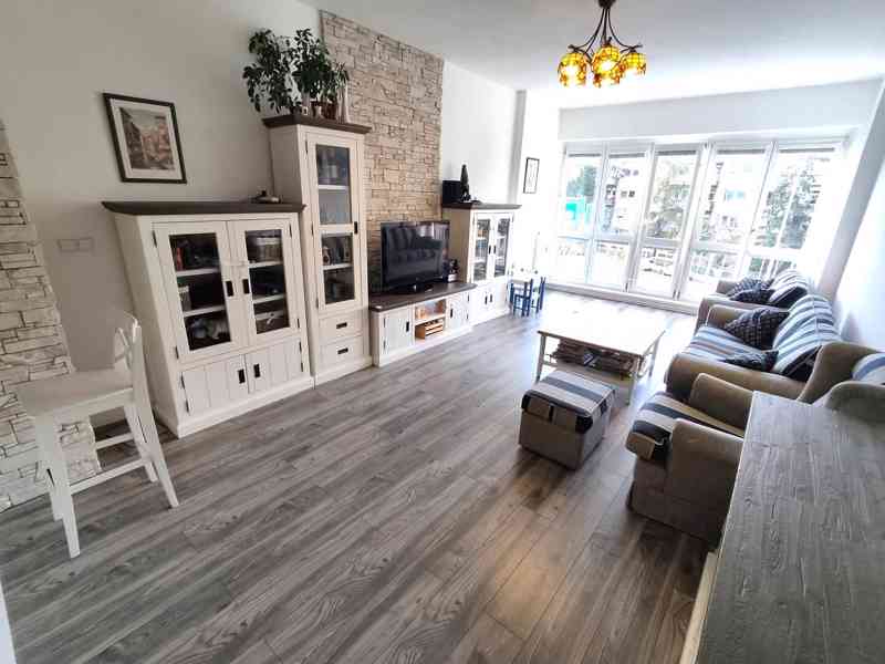 Světlý byt 3+kk, 92 m²– Praha 6 Střešovice - foto 5