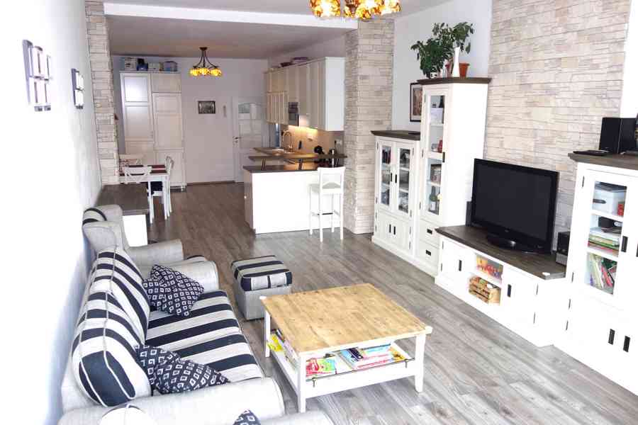 Světlý byt 3+kk, 92 m²– Praha 6 Střešovice