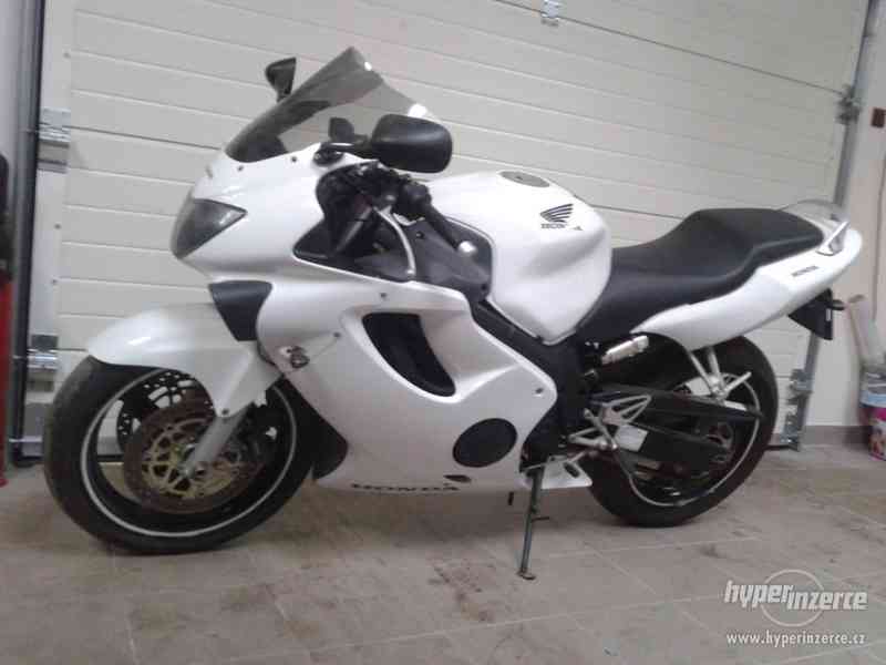 Honda CBR 600 - foto 4