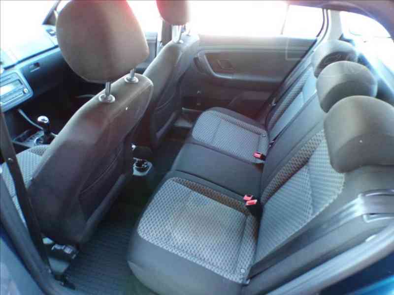 Škoda Fabia 1,2 TDI COMFORT - foto 9