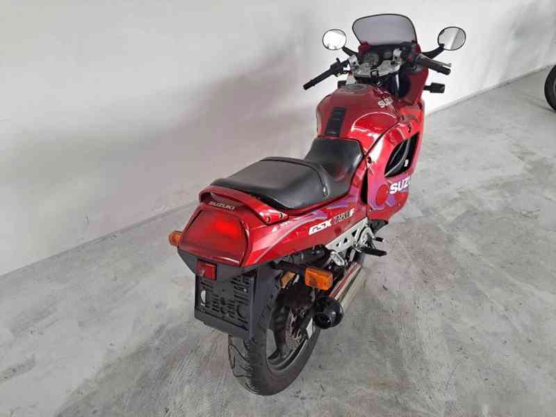Suzuki GSX 750F - foto 11