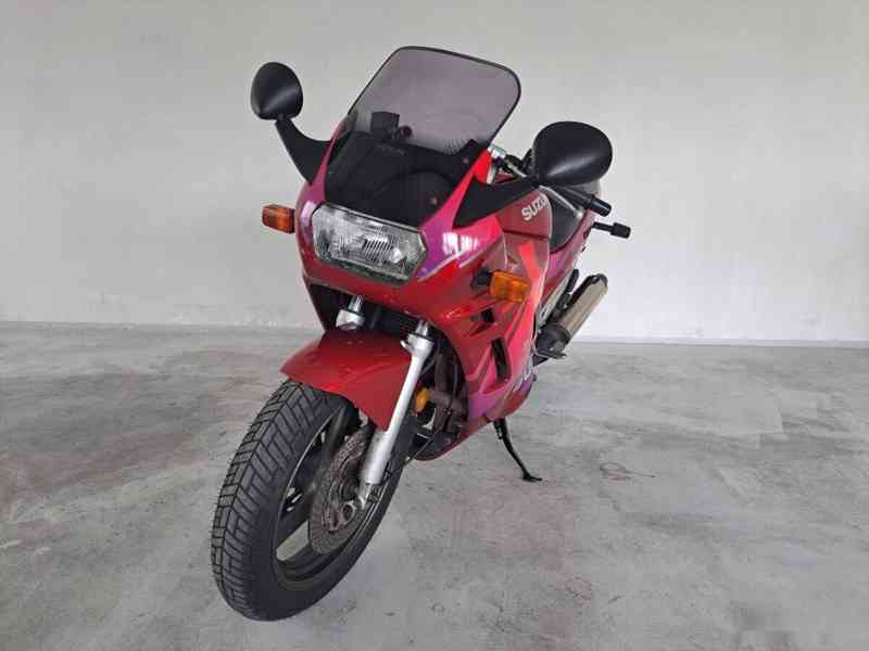 Suzuki GSX 750F - foto 9