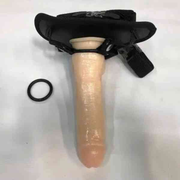 Strap on Dildo Sex Toy in Burewala | 03002954666 - foto 2