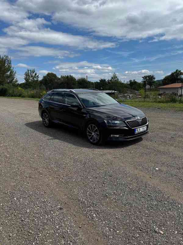 Škoda Superb 3,2   3,2.0 TDI Laurin a Kle - foto 11