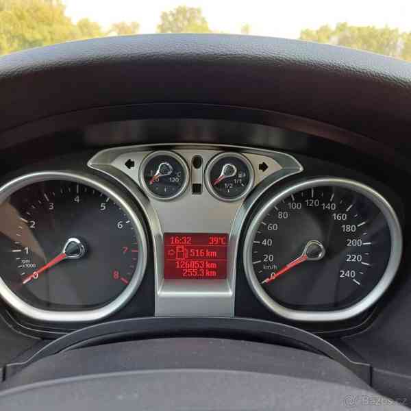 Ford Focus 1,6   1596 cm3/74kW/ČR/2.majitel - foto 15