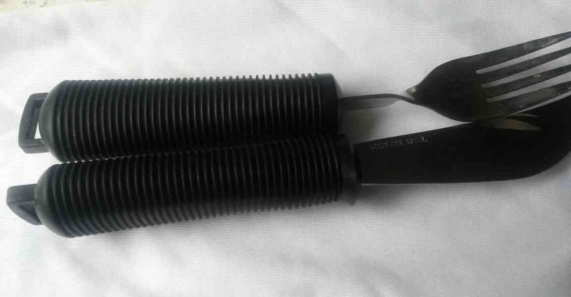 Prodám příbor ergonomický pro postiženou osobu - foto 3