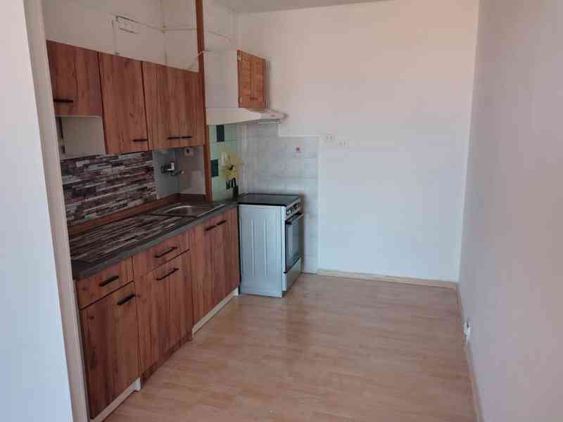 Pronájem 2+1 v ul. Alejní, Teplice - foto 7