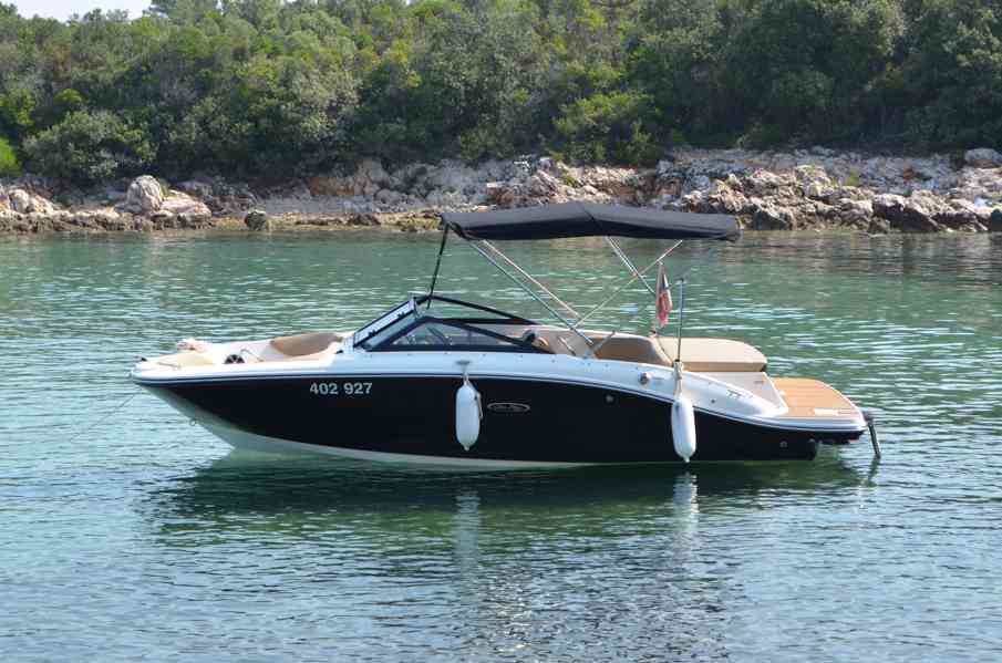 Prodám motorový člun SEA RAY 19 SPXE - foto 21