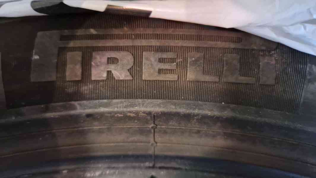 Pneu Pirelli 225/45 R28 letní - foto 5