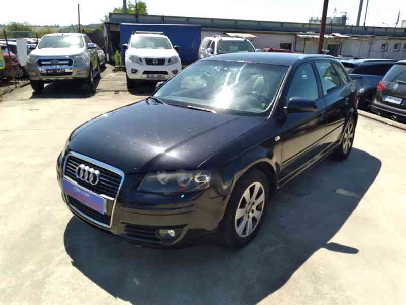 AUDI A3 SPORTBACK 2.0 TDI AC - foto 3