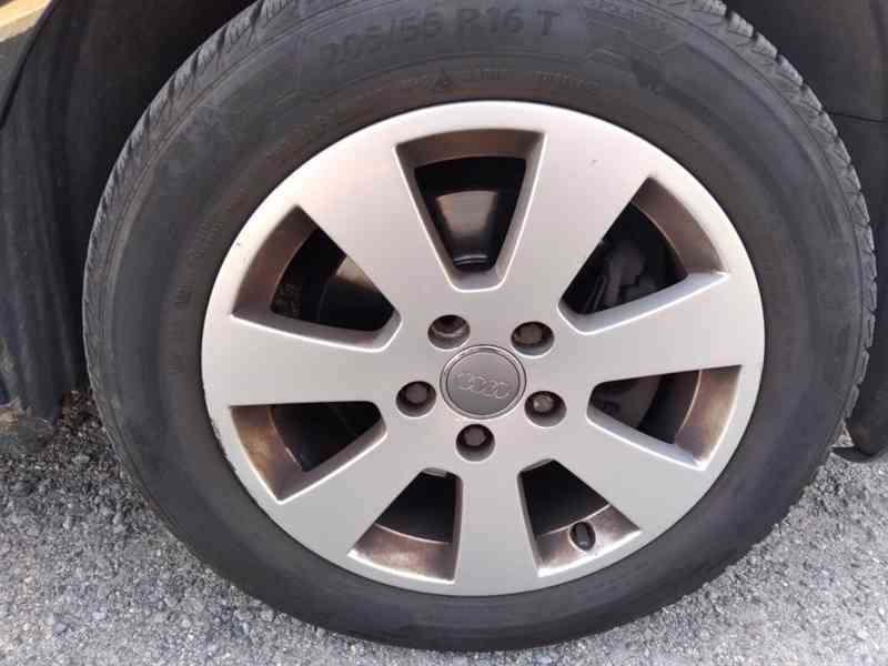 AUDI A3 SPORTBACK 2.0 TDI AC - foto 32