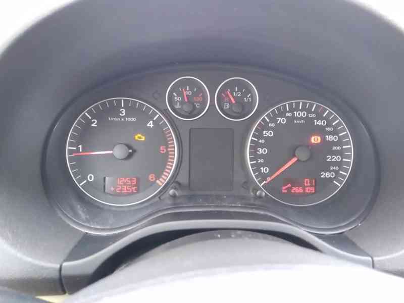 AUDI A3 SPORTBACK 2.0 TDI AC - foto 17
