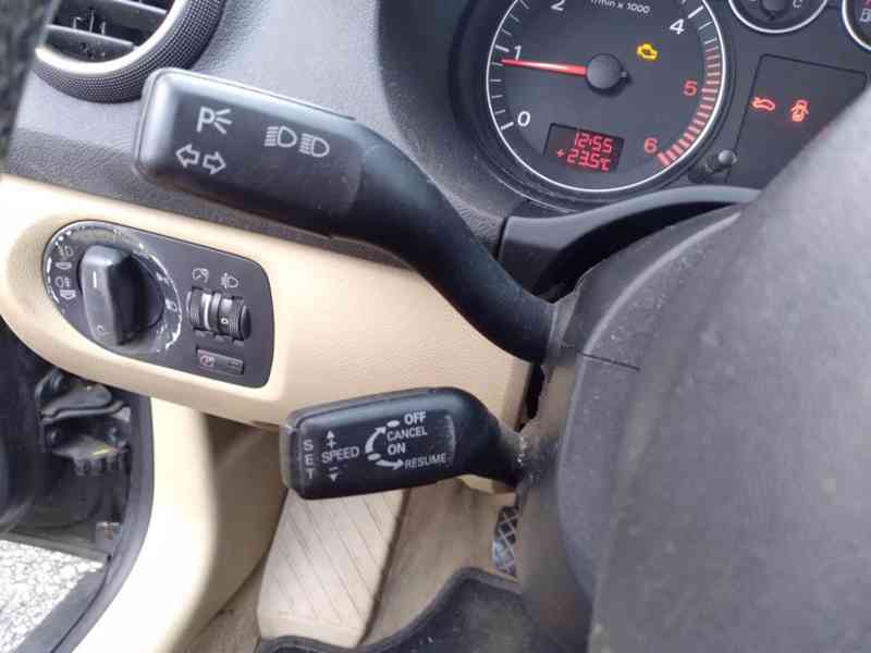 AUDI A3 SPORTBACK 2.0 TDI AC - foto 18