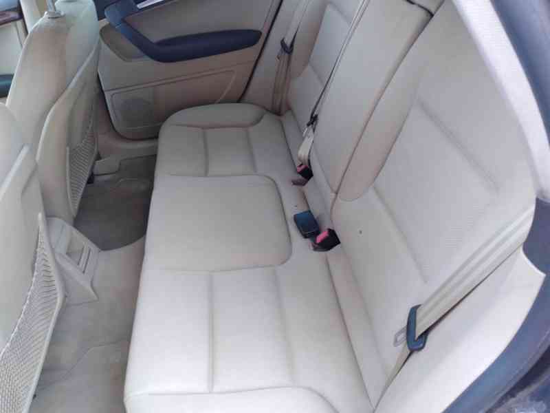 AUDI A3 SPORTBACK 2.0 TDI AC - foto 11