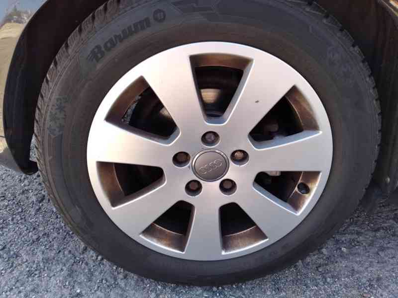 AUDI A3 SPORTBACK 2.0 TDI AC - foto 31