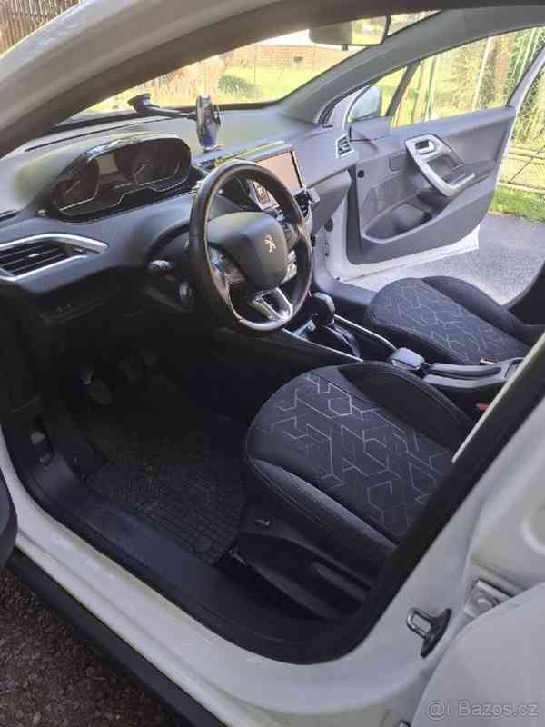 Peugeot 2008 75tkm, 1.majitel, tažné,benzin - foto 13
