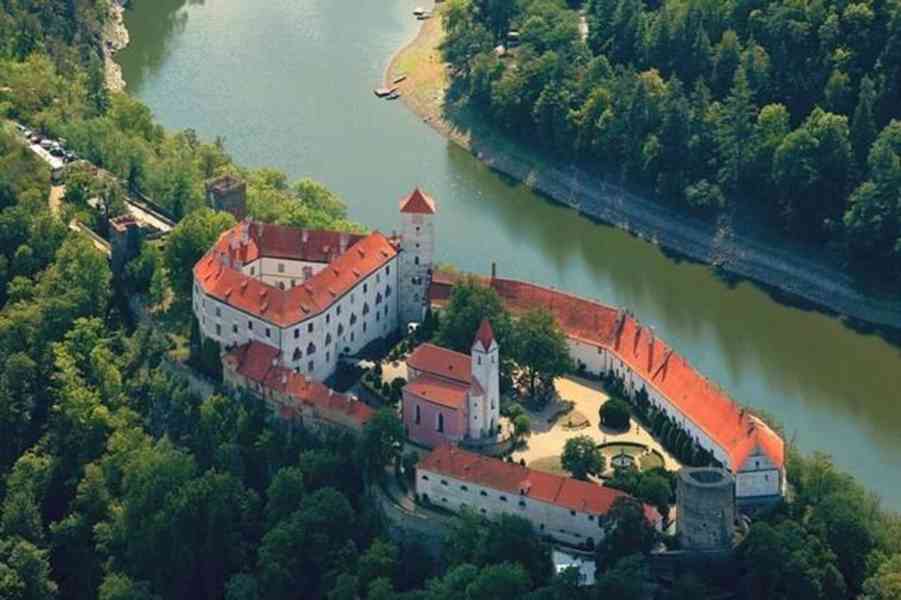 Prodej chaty na Vranovské přehradě v chatové osadě Chmelnice - foto 19