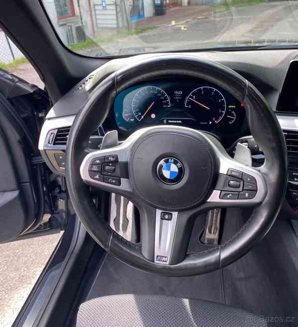 BMW 530d xDrive Touring, 195kW, 6/2019,M-Paket, odpočet DPH - foto 2