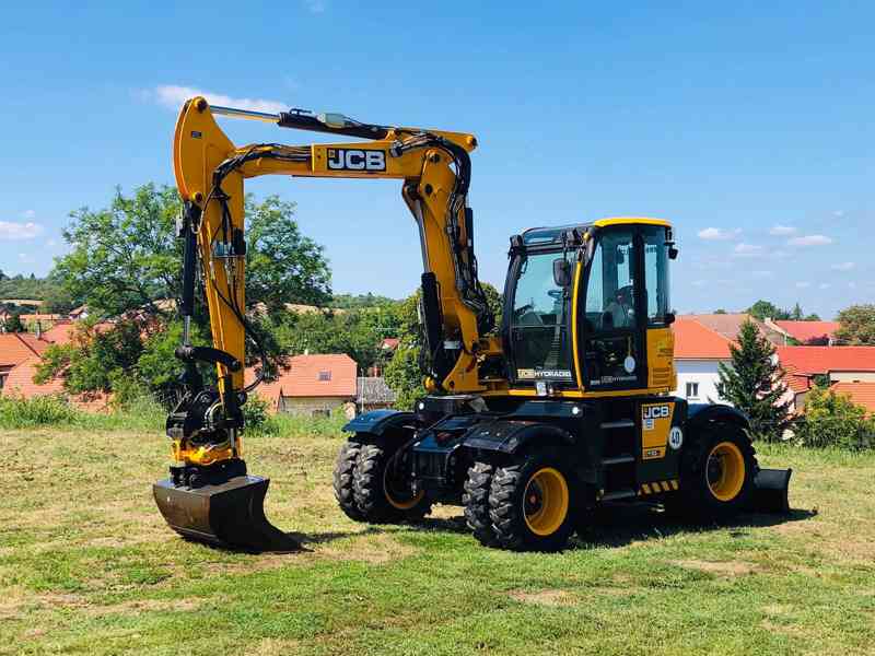 JCB 110W Hydradig rotátor (možnost leasingu)