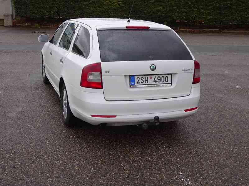 Škoda Octavia 1.6 TDI Combi r.v.2011(77 kw) Koupeno v ČR  - foto 4