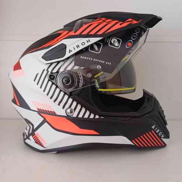 Enduro přilba Airoh COMMANDER - foto 4