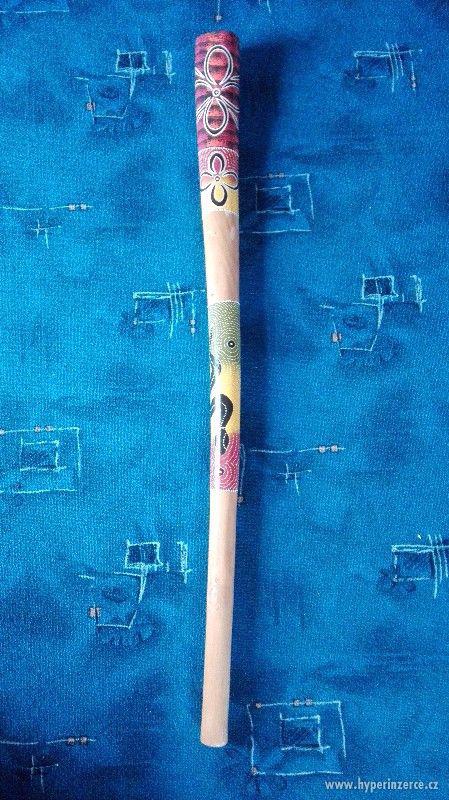 Krásné ručně malované didgeridoo - foto 1