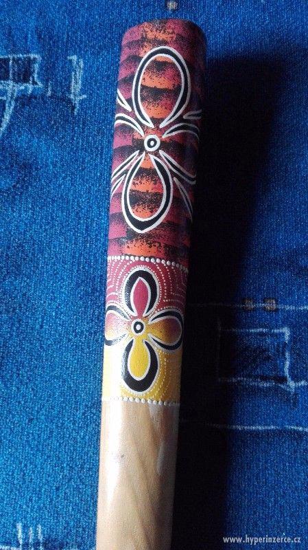 Krásné ručně malované didgeridoo - foto 2