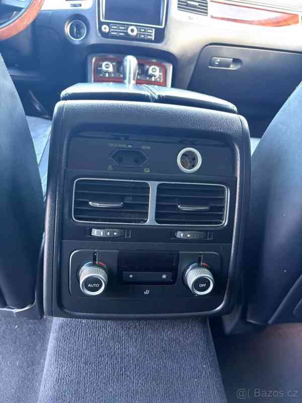 Volkswagen Touareg 3,0 - foto 17