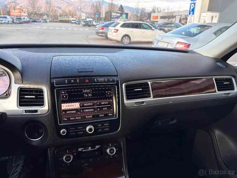 Volkswagen Touareg 3,0 - foto 23