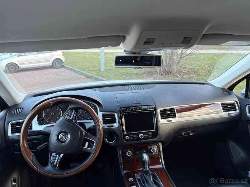 Volkswagen Touareg 3,0 - foto 16